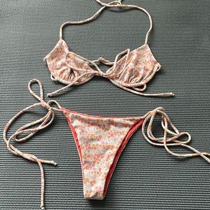 Lolli swim floral underwire bikini top